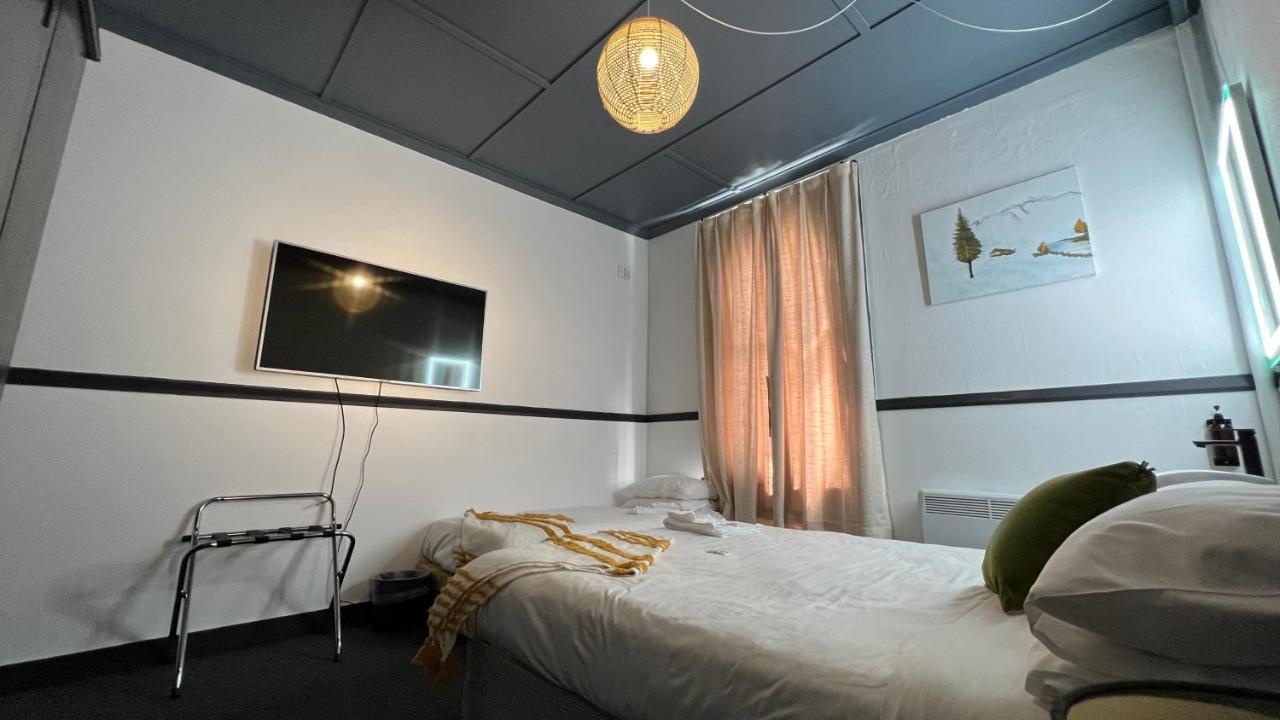 Railway Hotel Winton 外观 照片